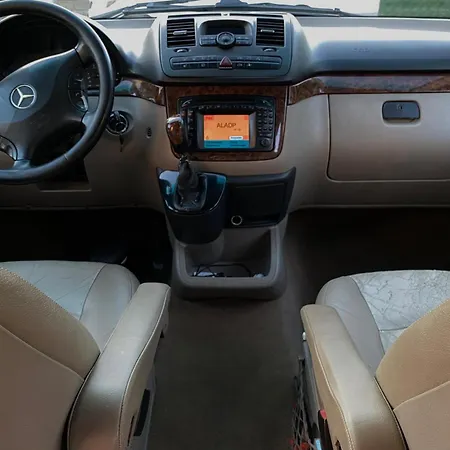 Rent Cars Sajo Botel Polisi i Vogel
